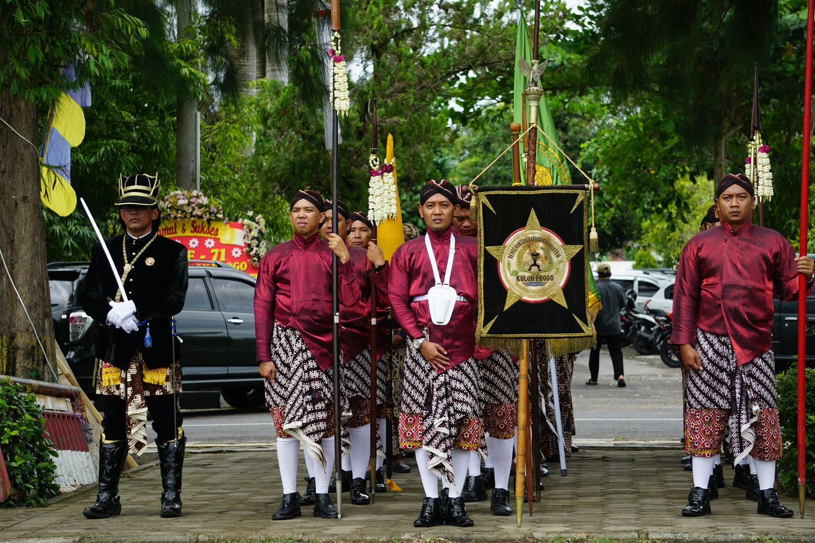 Wisata alam eksotis Jawa Timur dengan pantai dan gunung yang memukau.